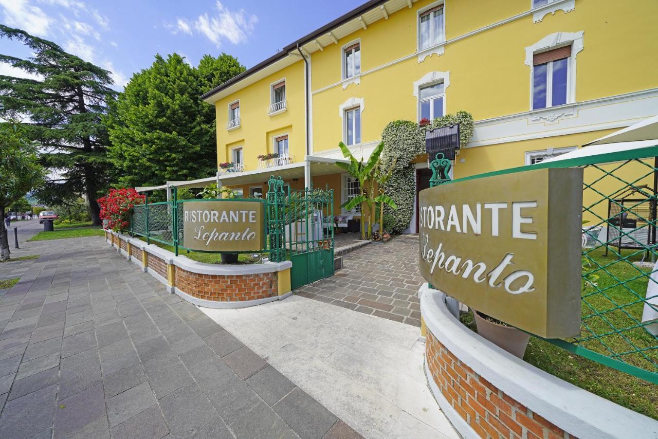 Hotel Ristorante Lepanto Salo Exterior photo